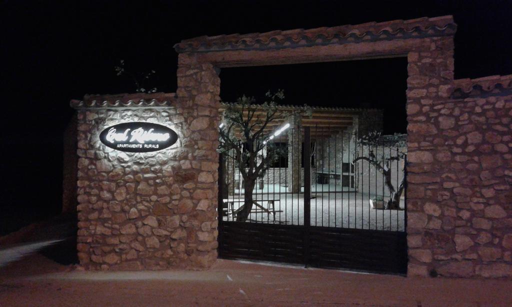 Cal Ribero Aparthotel Vilanova De La Sal Luaran gambar