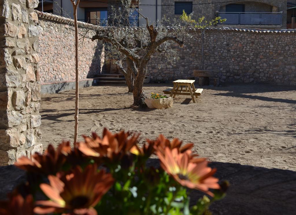 Cal Ribero Aparthotel Vilanova De La Sal Luaran gambar