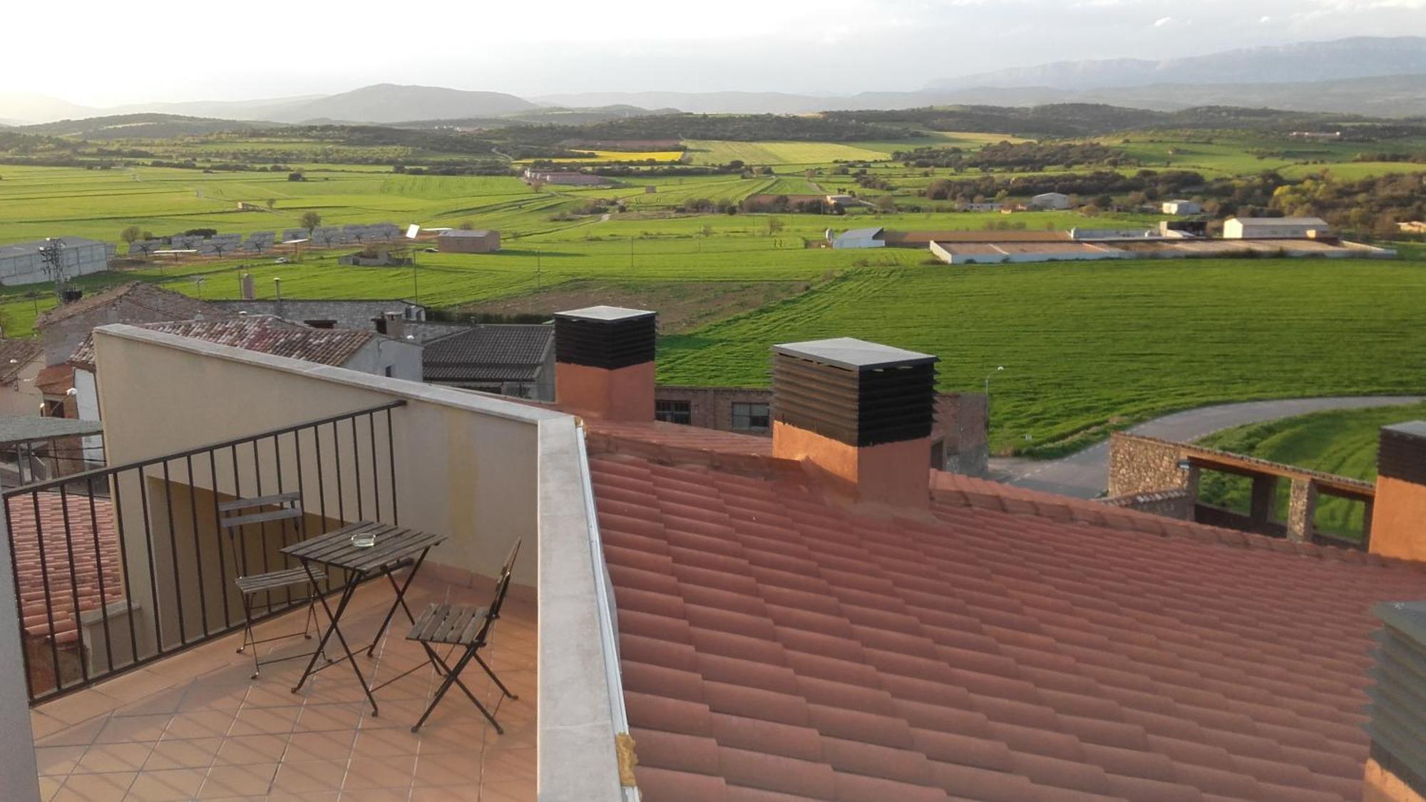 Cal Ribero Aparthotel Vilanova De La Sal Luaran gambar