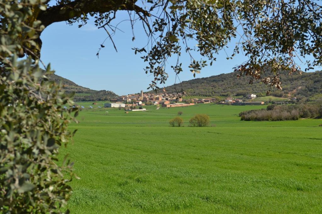 Cal Ribero Aparthotel Vilanova De La Sal Luaran gambar