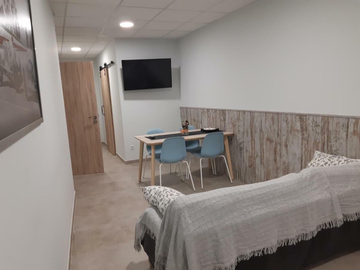 Cal Ribero Aparthotel Vilanova De La Sal Luaran gambar